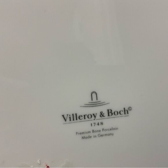 New VILLEROY & BOCH MODERN GRACE white 12” Square serving Plate - Picture 4 of 10